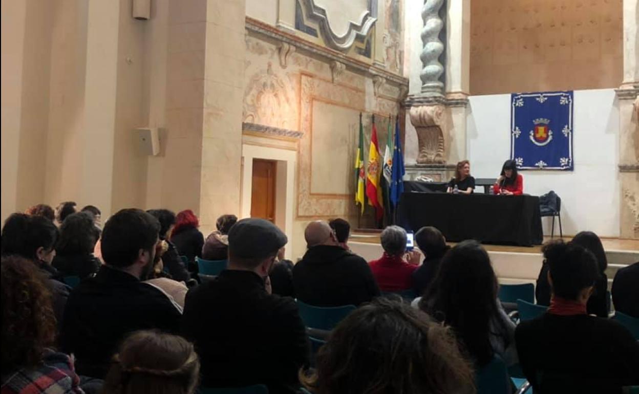 Limbo Mujeres trata la igualdad de género a través de varias actividades