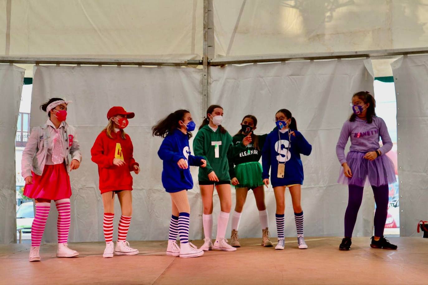 Con el desfile infantil dio comienzo el Carnaval oliventino. 
