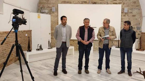 El artista villanovense Antonio Viera expone en el Museo Etnográfico de Olivenza