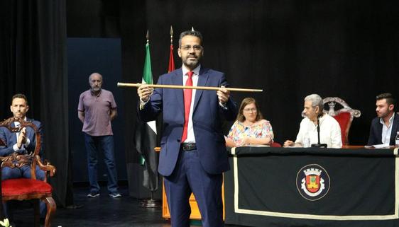 Manuel. J. González toma posesión de su tercera legislatura como alcalde de Olivenza