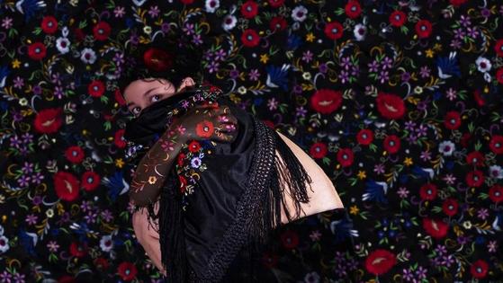 El Museo acoge la muestra 'El Pañuelo de Esmeralda' de Ainhoa Izquierdo