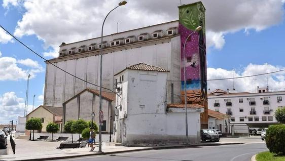 Sale a licitación la renovación de la pintura de la fachada del Silo