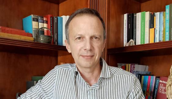 El oliventino Narciso Rodríguez lanza su último libro 'Autismo, conducta y colegio'