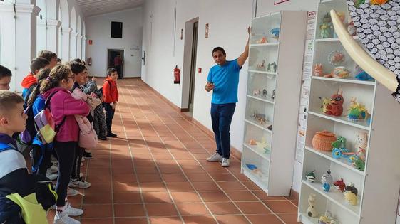 El Museo Papercraft retoma los talleres escolares del curso 2023/24