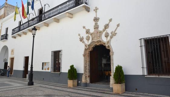 El Consistorio fomenta la natalidad en las pedanías con cheques bebé de 300€