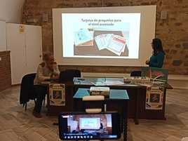 Los creadores del juego Vallecillo y Plaza en su presentación.