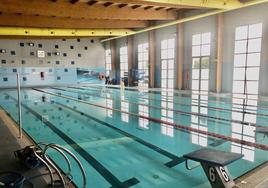 Prosigue la adecuación de la piscina climatizada para su reapertura
