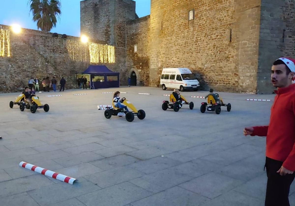 Los karts fueron de las primeras actividdes navideñas.