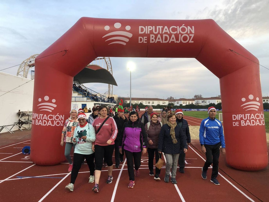 Solidaridad, deporte y mucha diversión en la I San Silvestre de la ciudad