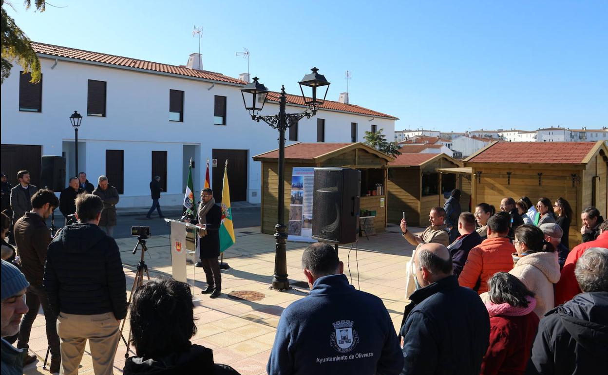 Discurso inaugural del Mercado por el regidor oliventino.