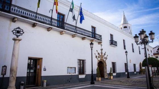 El Ayuntamiento instala diez cámaras de video vigilancia para el control del tráfico