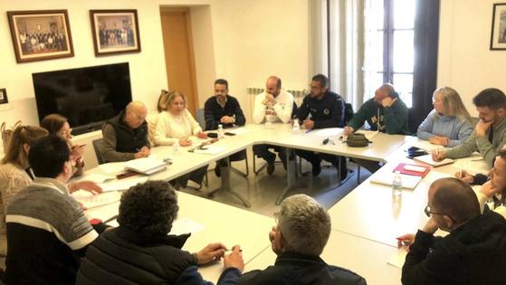 Se retoman las negociaciones para regular las condiciones labores de los trabajadores municipales