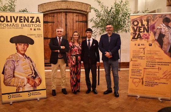 La Feria del Toro se presentó en Portugal con el debut con picadores del novillero Tomás Bastos