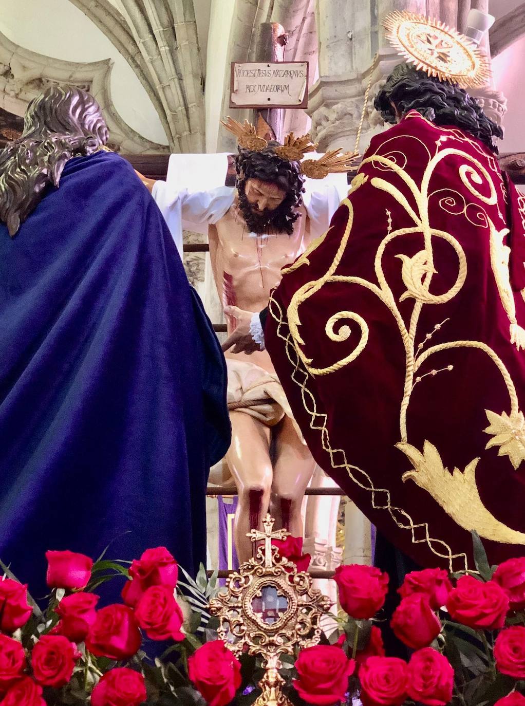 Los actos de la Semana Santa estuvieron supeditados por la lluvia