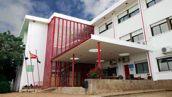 Alumnos de FPD del IES Puente Ajuda se beneficiarán de un convenio entre la Consejería de Educación y el Ayuntamiento
