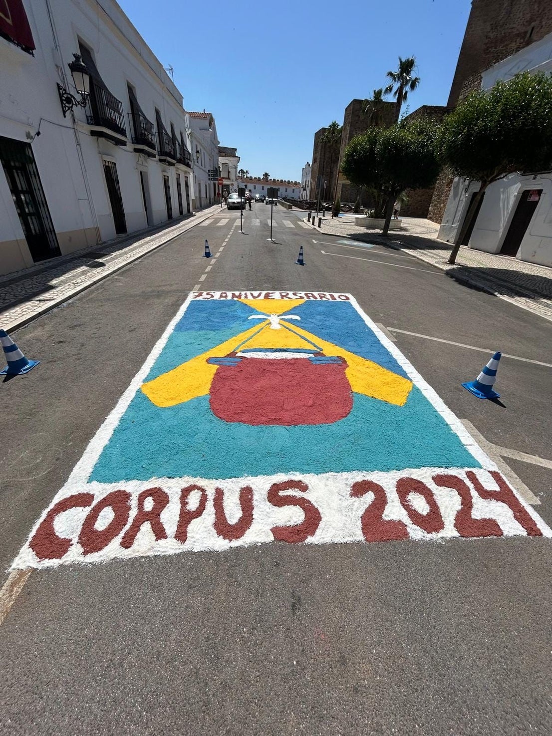 76 niños y niñas de Primera Comunión procesionaron en el Corpus Christi