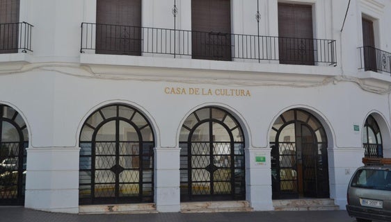 El Grupo de teatro de Mayores ofrece un recital musical de variedades