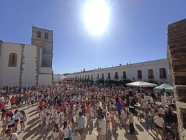 Más de mil personas asistieron a la cita.