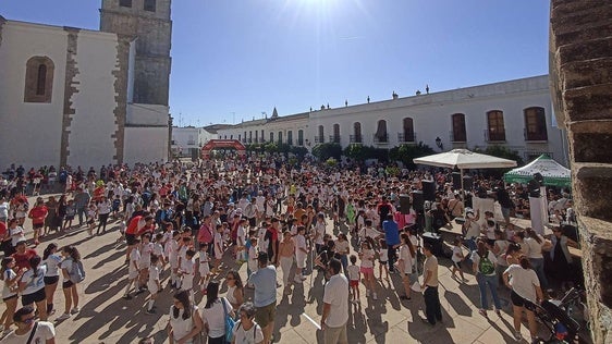 El casco histórico se llenó de deportistas en la clausura de las diez Escuelas Deportivas