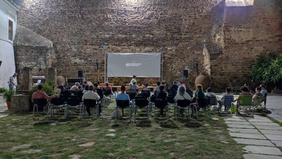 El Patio de Armas exhibirá 28 cortometrajes pertenecientes al Festival Ibérico de Cine