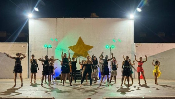 La Asociación de Baile Cuenta Conmigo mostró lo mejor de sus coreografías con 'The Queen'