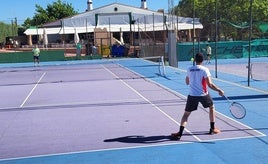 Partido del Club Deportivo Vila Tenis, imagen de archivo.