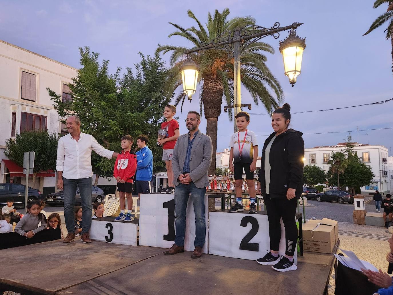 La III Carrera Popular de Olivenza reúne a corredores de toda la región