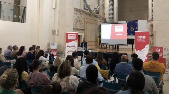 La Feria del Empleo, el Emprendimiento y la Empresa de Diputación contó con 27 empresas