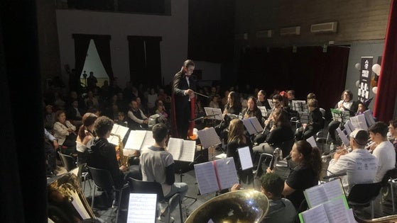 La Banda Joven demostró su virtuosismo en el concierto especial de Halloween