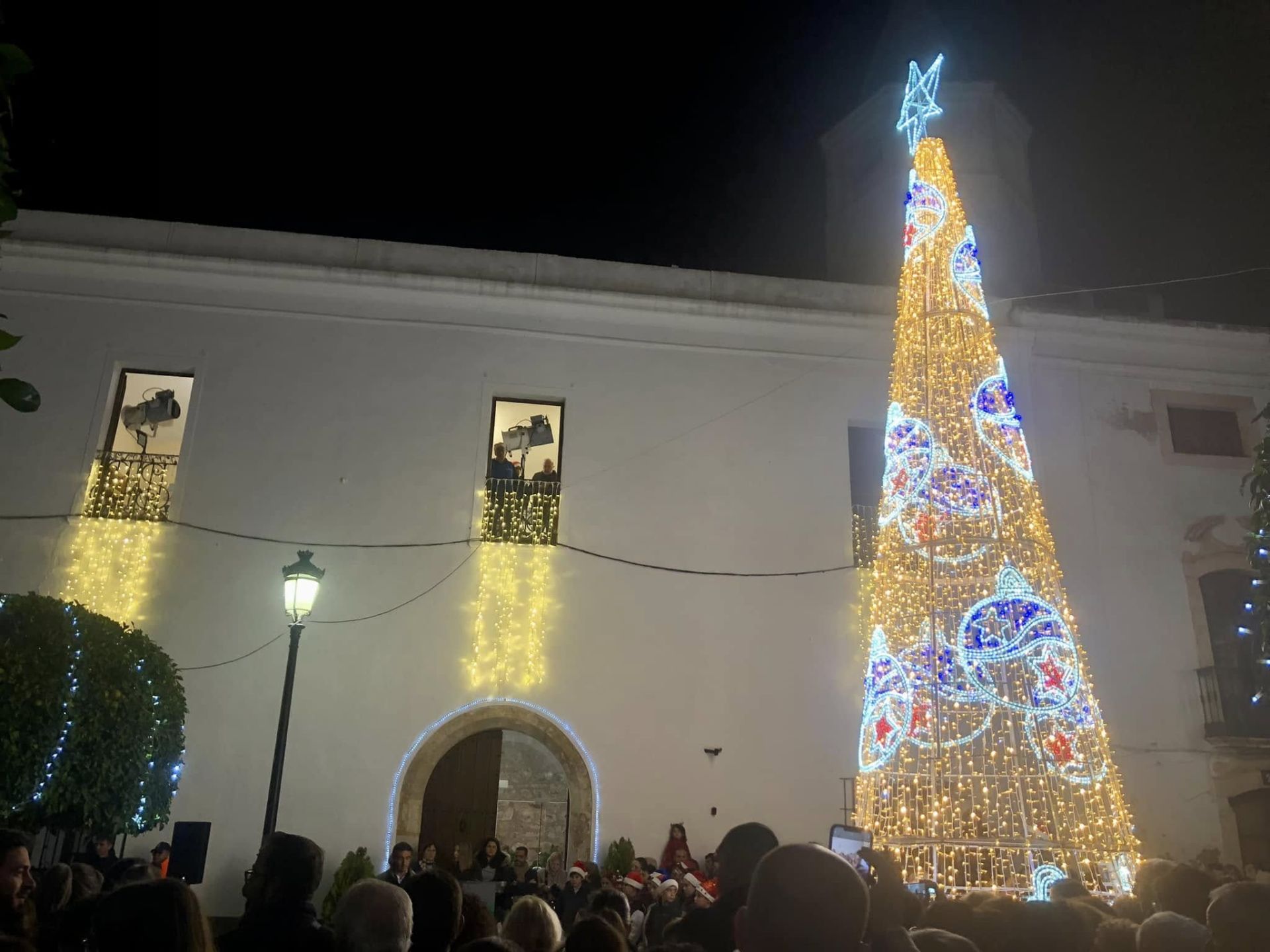 Llega la magia de la Navidad con el acto especial del encendido