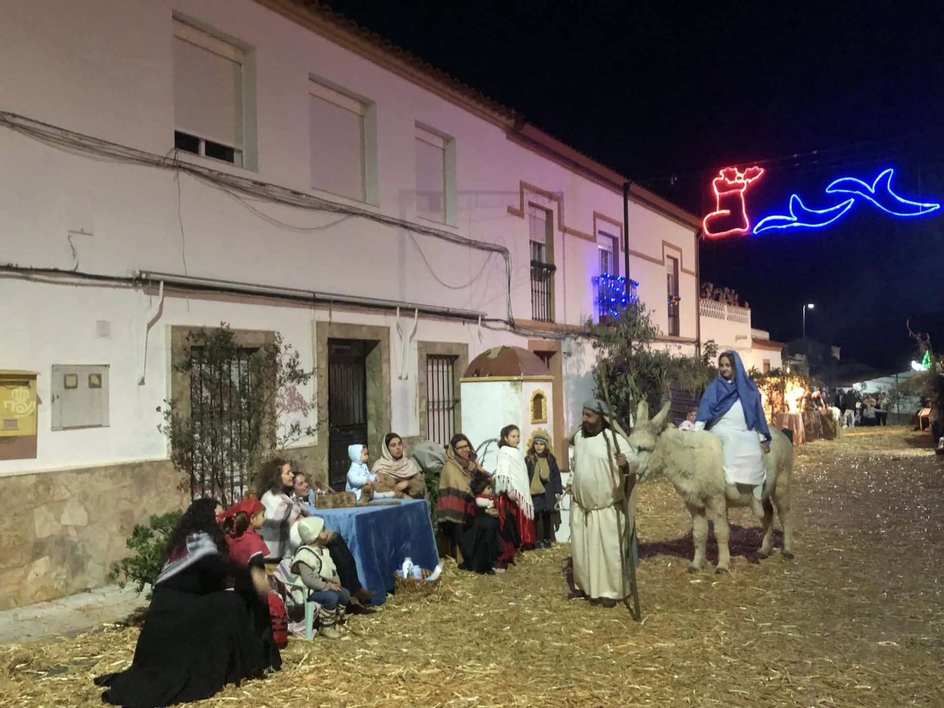 El Portal de Belén cobró vida en Olivenza y en San Benito