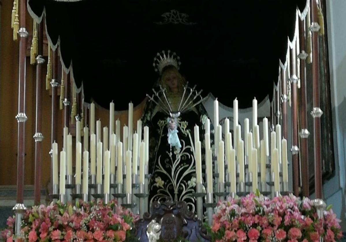 Paso de la Santísima Virgen de los Dolores.