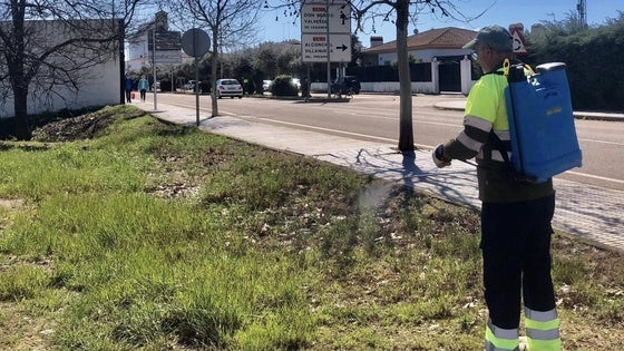 El Servicio Municipal de Jardinería avisa sobre la aplicación de herbicidas