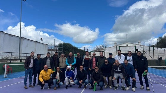 Cristian Alves y Jorge Serrano ganadores de la Liga de Tenis 2025