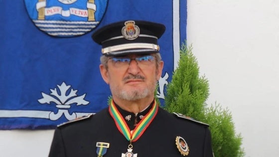 Benito Márquez, es reconocido por su labor policial y de seguridad en Extremadura