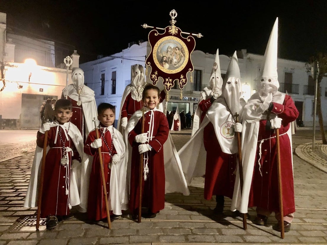 Jesús Orando en el Huerto estrenó nuevos faldones el martes Santo