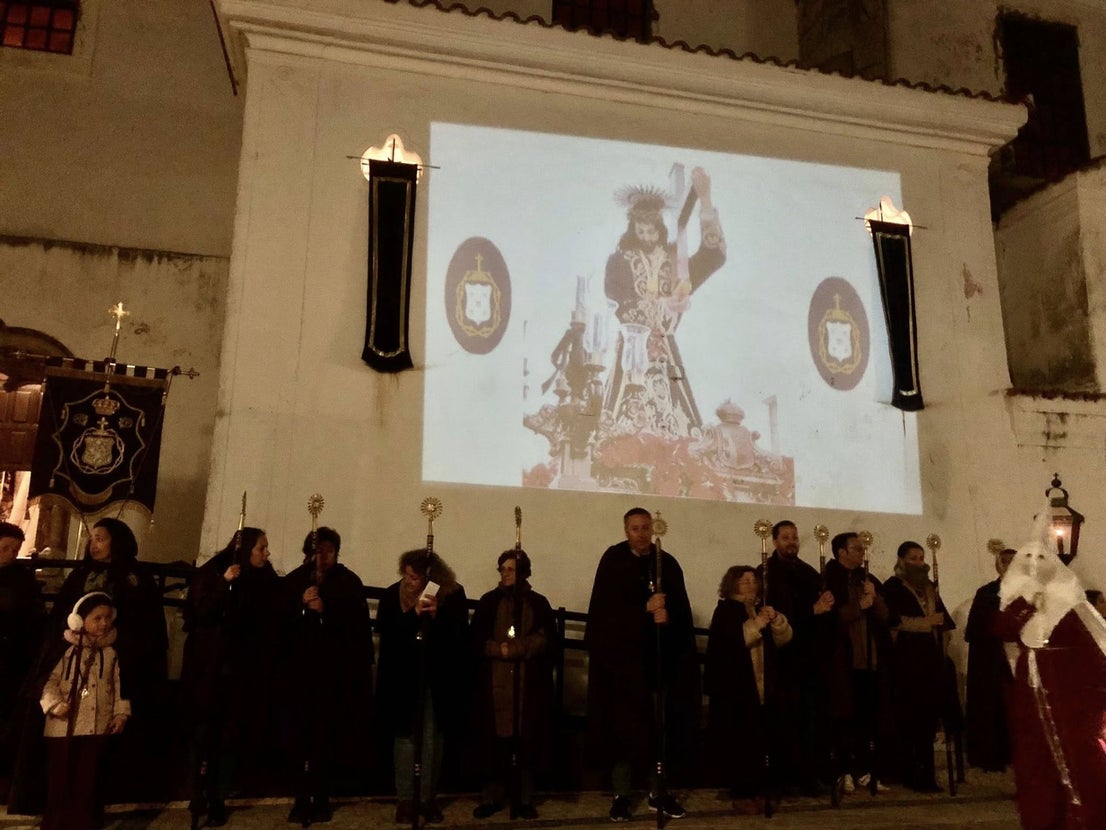 Jesús Orando en el Huerto estrenó nuevos faldones el martes Santo