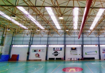 Finaliza la instalación de la nueva iluminación del Pabellón de Deportes