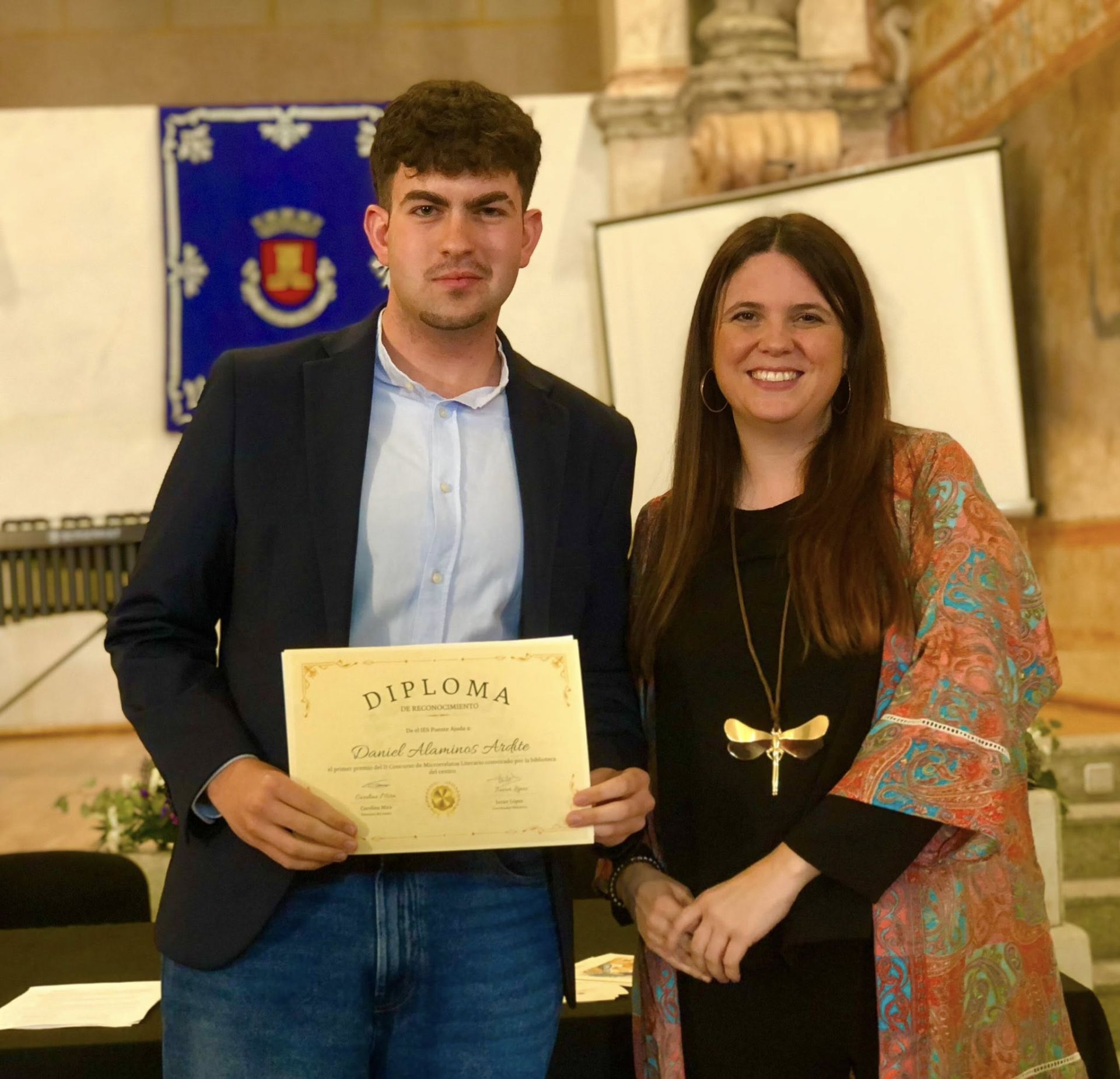 La presentación de 'La hija de la novicia' de la oliventina Elena Álvarez cerró la Semana del Libro