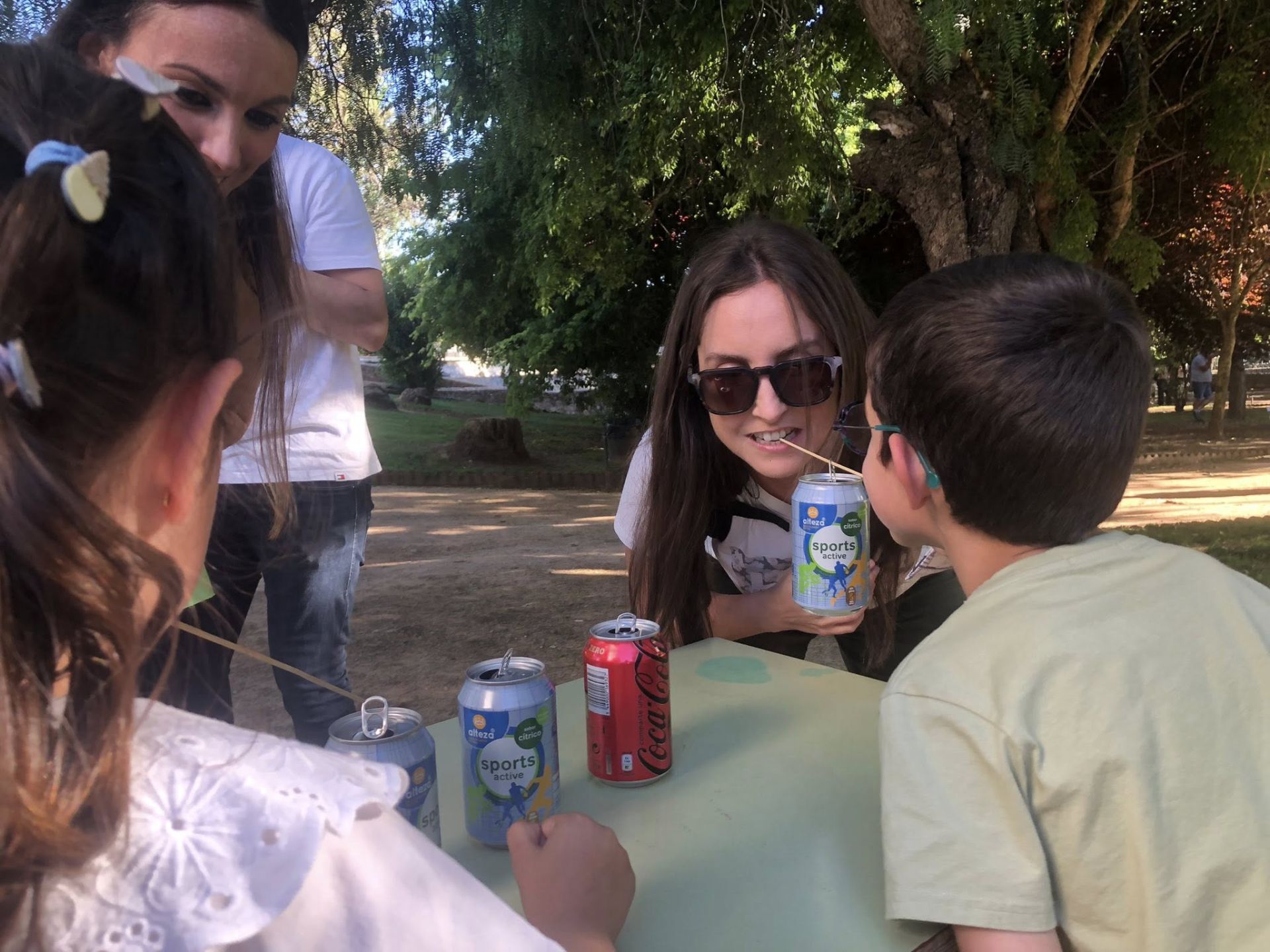 Unas cien personas disfrutan de la Gymkana Familiar en diferentes espacios