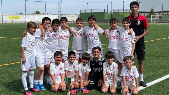 Los Benjamines de la GMD ya tienen sus trofeos de campeones