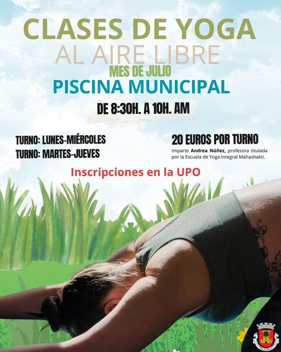 El yoga llega a la Piscina Municipal de Olivenza con sesiones matinales