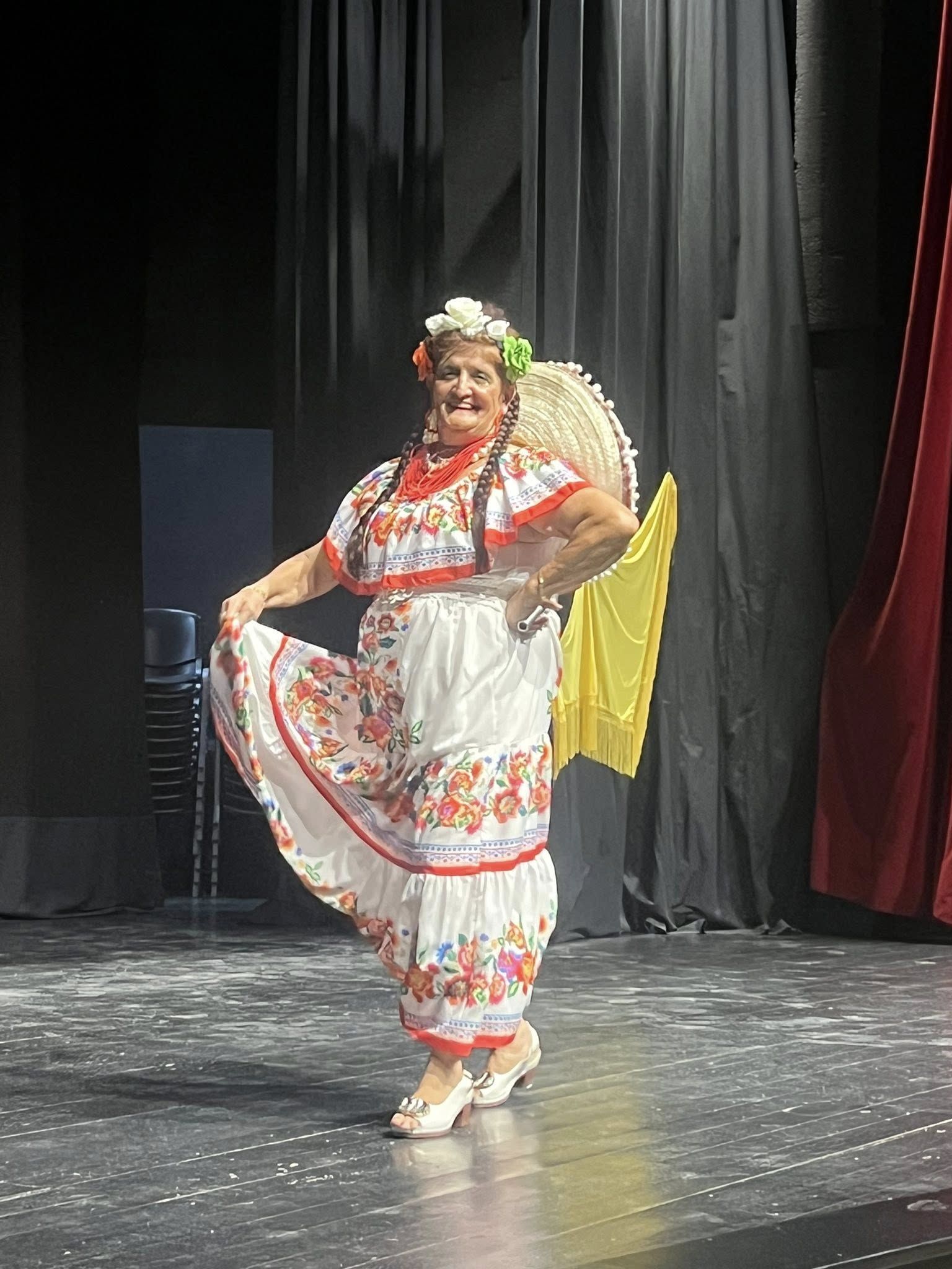 La copla brilló en Olivenza con las &#039;Raparigas&#039; y la Asociación &#039;La Esperanza&#039;