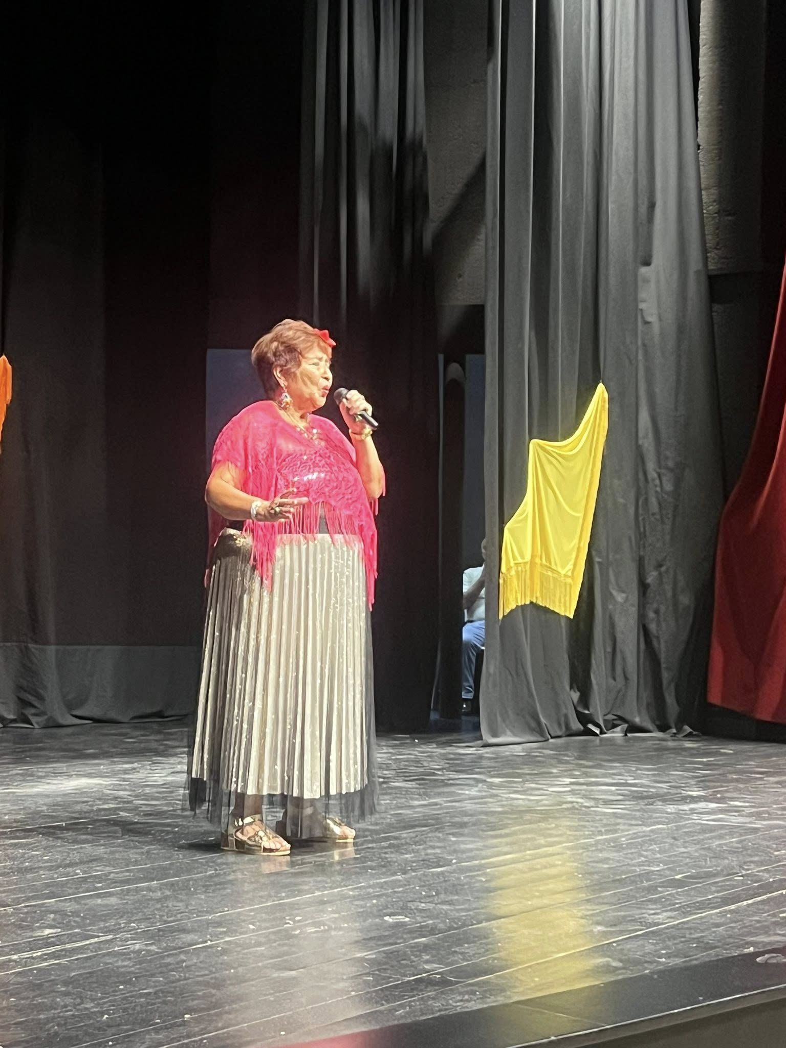 La copla brilló en Olivenza con las 'Raparigas' y la Asociación 'La Esperanza'