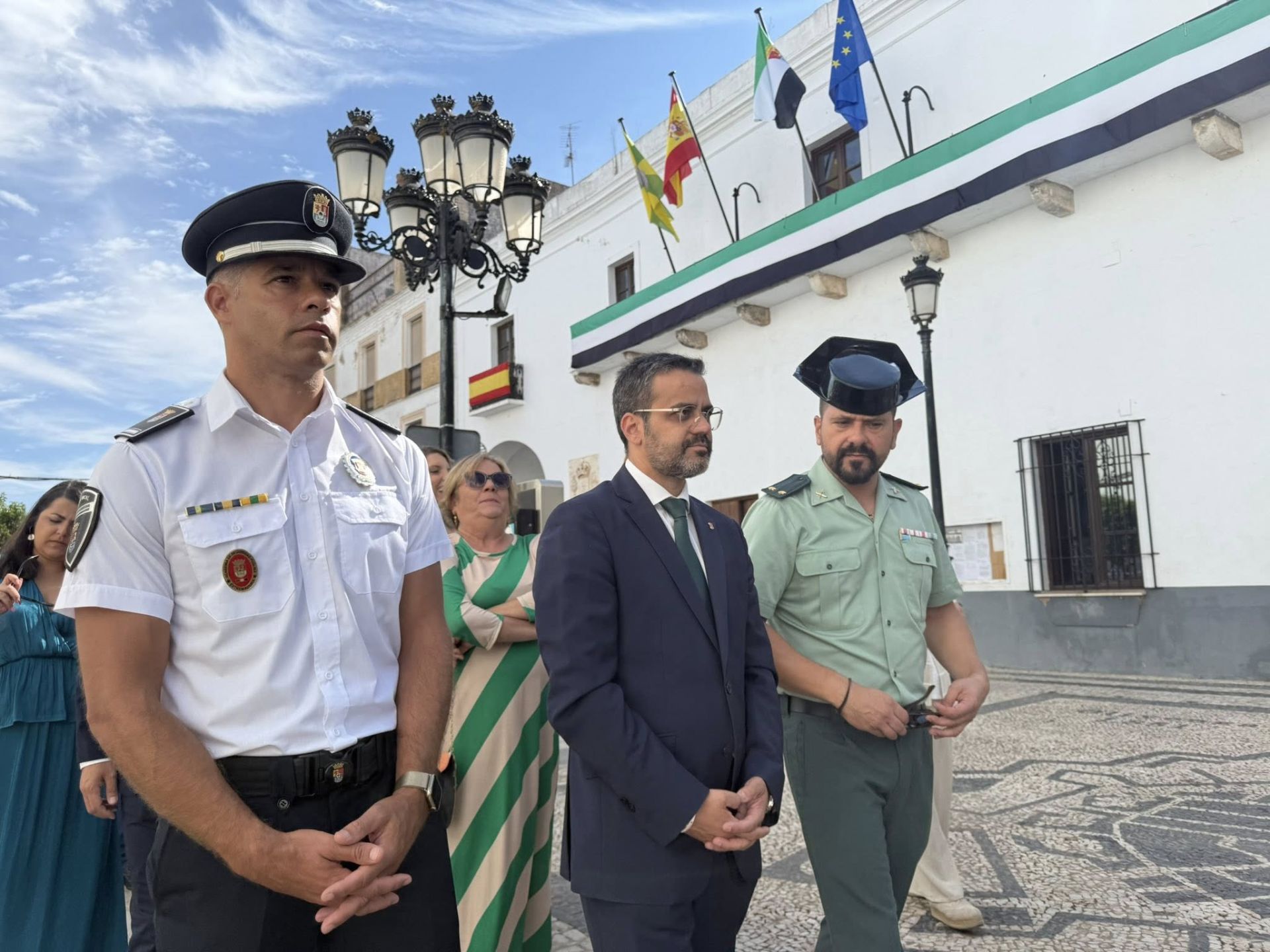 La procesión de la Virgen de Guadalupe marcó el Día de Extremadura