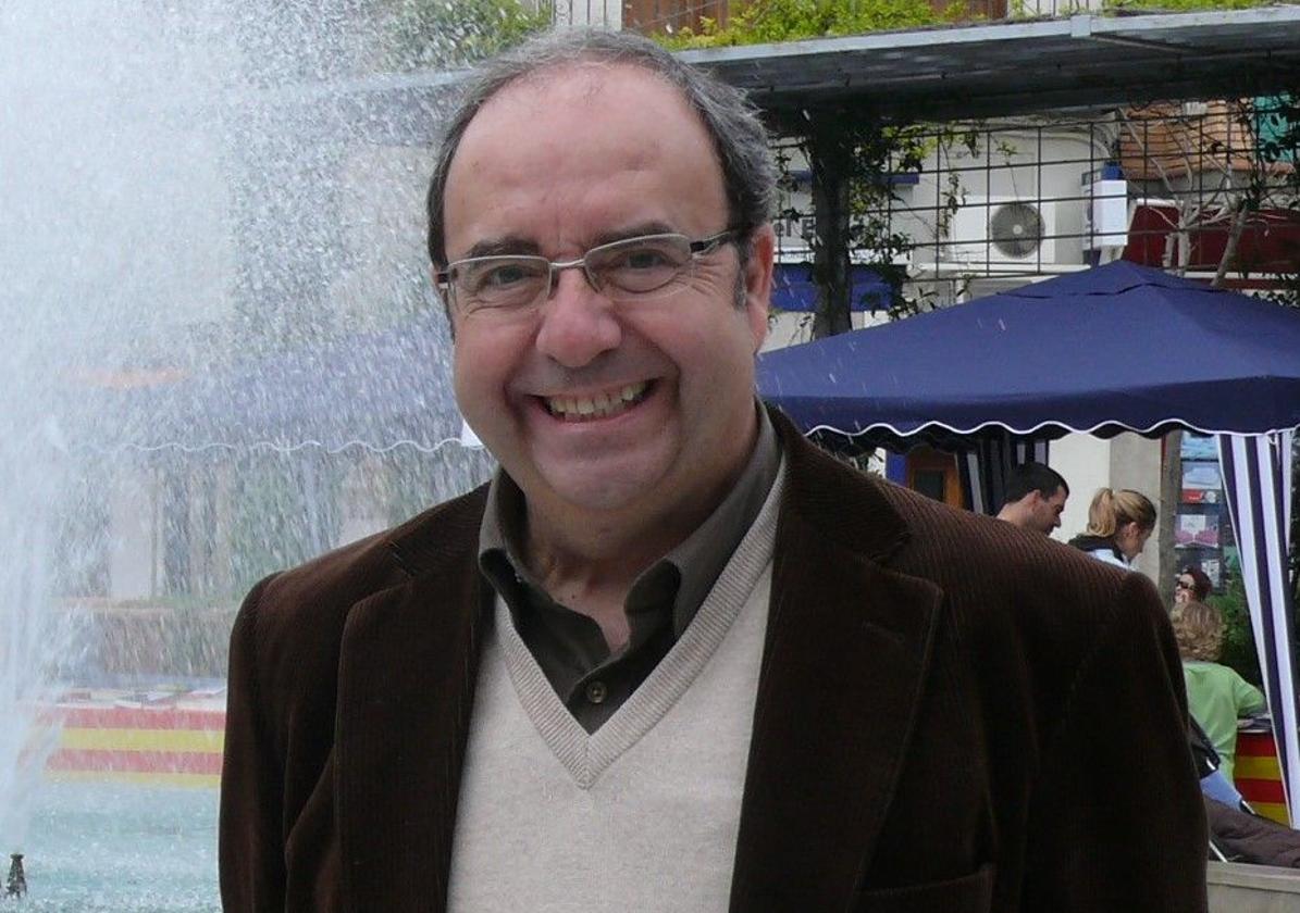 Jesús Ávila Granados, Licenciado en Ciencias de la Información.
