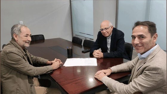 Firma del Acto de Requerimiento y Protocolización con el Arzobispado de Mérida-Badajoz