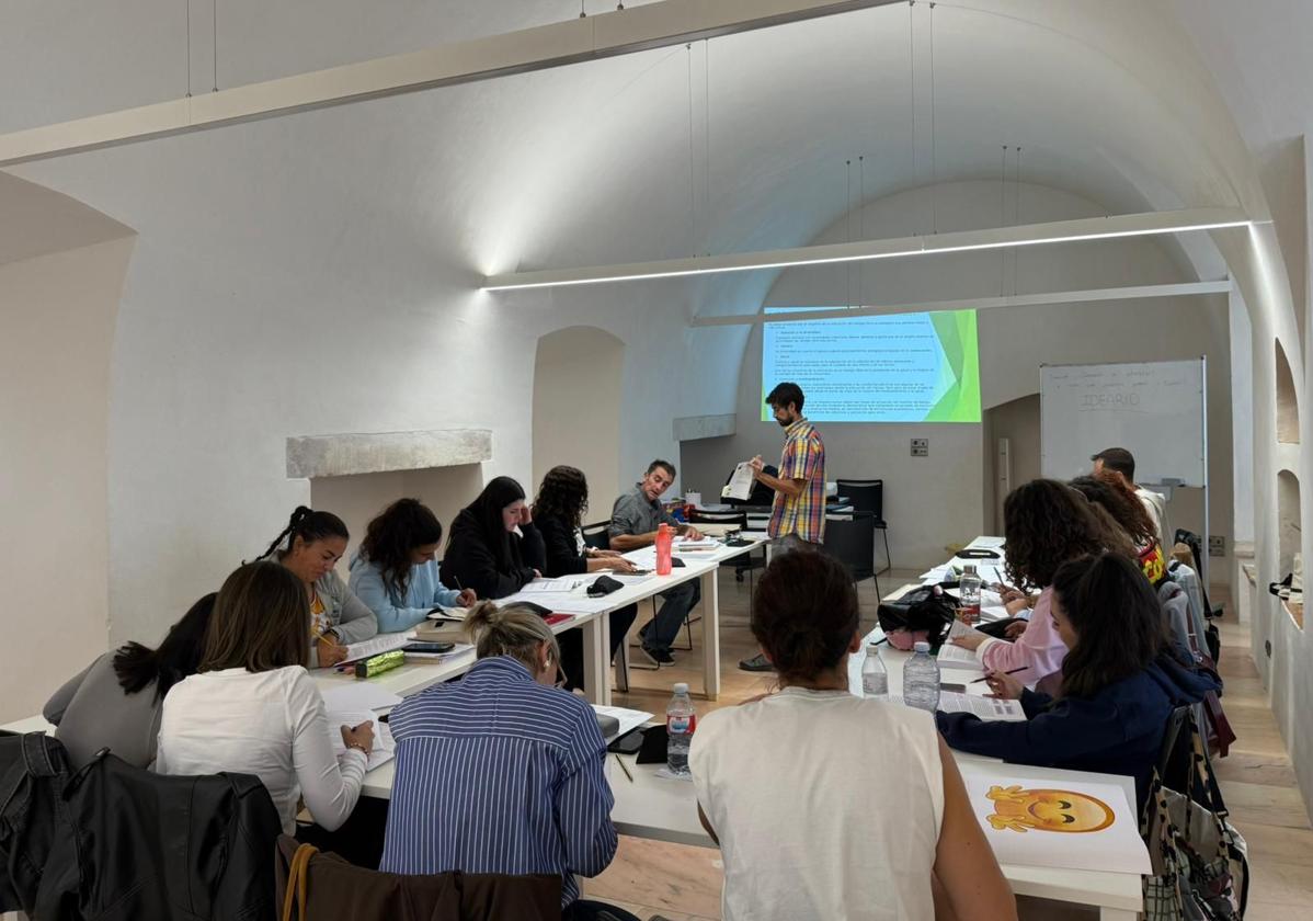 El curso cuenta con 15 alumnos.