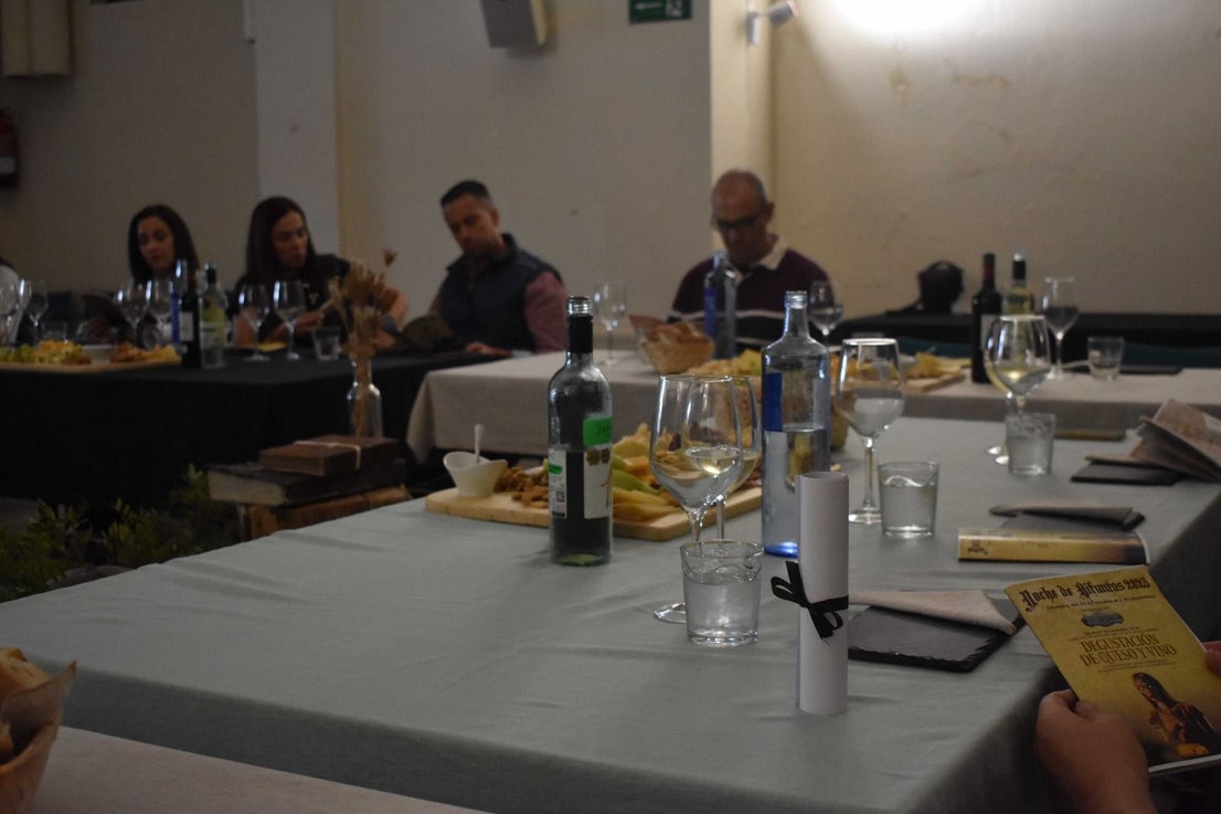 El Círculo del Ludófago sigue aunando literatura, cine y gastronomía en la 'Noche de Difuntos'