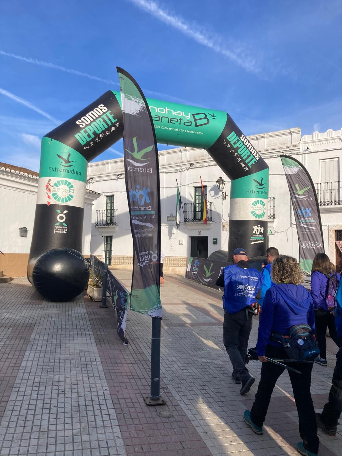 Más de doscientos senderistas disfrutaron la II Ruta de Al(M)or por la Sierra de Alor
